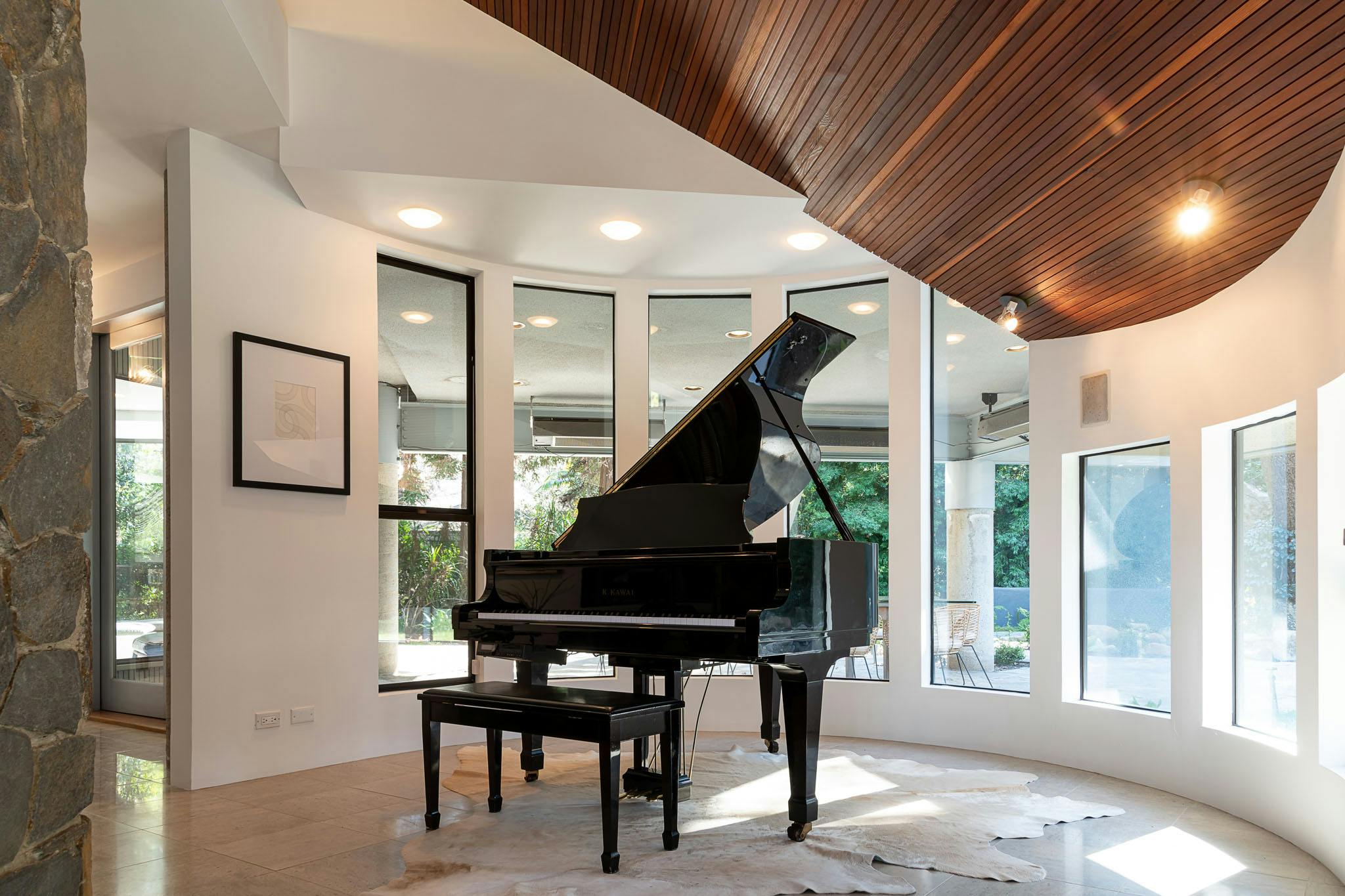 Meridith-Baer-Home-Home-Staging-Southern-California-Brooktree-Eclectic-Luxury-Homes-Eclectic-Piano